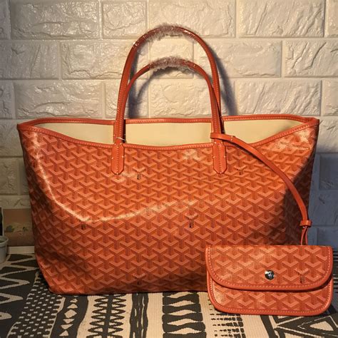 goyard tote retail